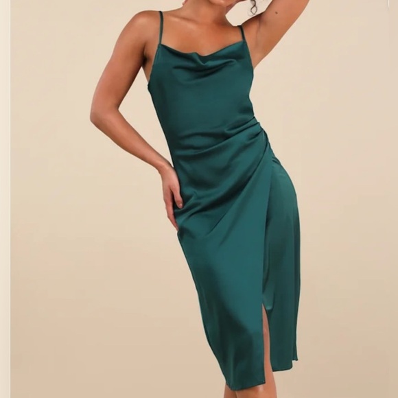 Lulus Dresses & Skirts - NWT- Lulu's Hollywood Woman’s Green Satin Midi Dress